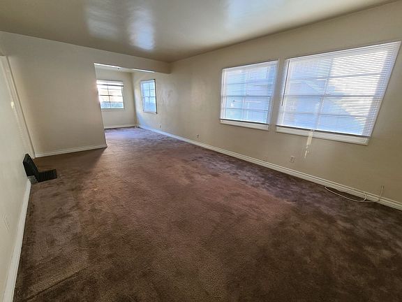 2nd image of 802 Raymond Ave APT 3