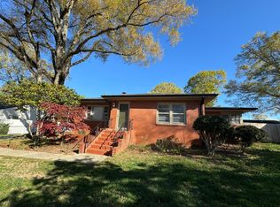 2302 Pisgah Church Rd, Greensboro, NC 27455