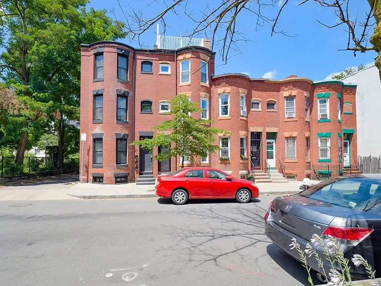 23 Warwick St #3 — Photo 15
