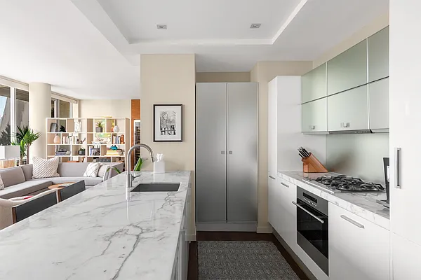 Sold by Compass | media 5