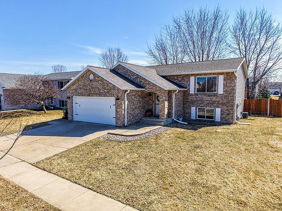 2nd image of 5944 Belfry Ln NW