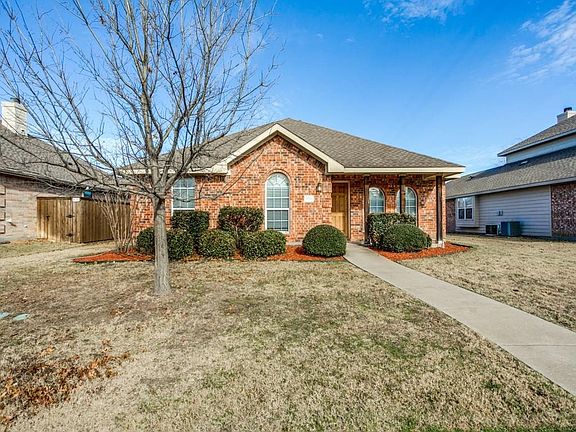 2nd image of 1701 Warm Springs Dr