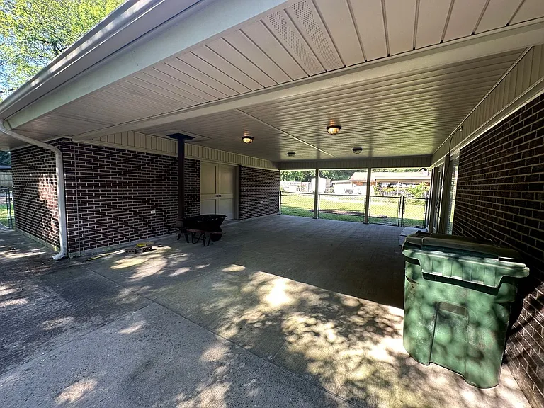 3906 Dalraida Pl — Photo 32
