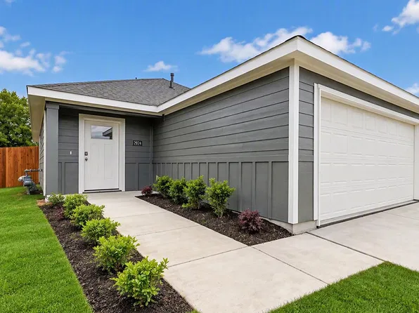2917 Carrington Hill Dr, Sherman, TX 75092
