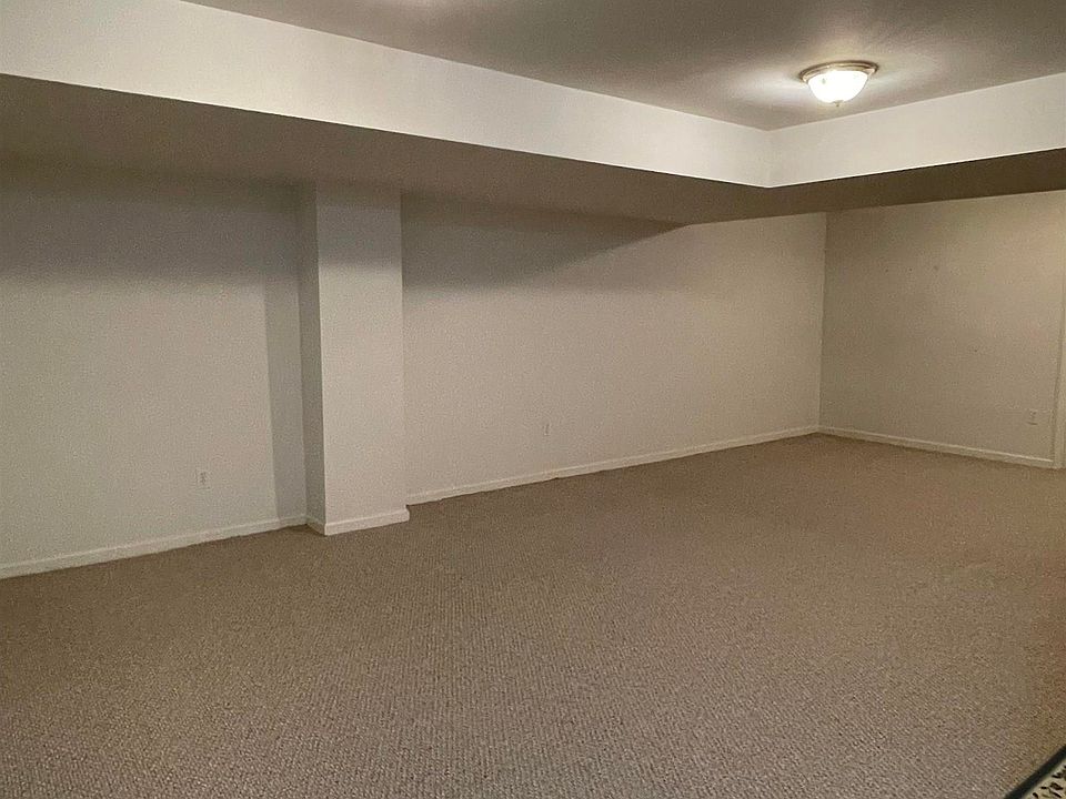 251 Ontario Ln, photo 19