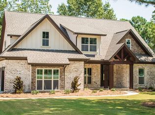 115 Elledge Ln, Muscle Shoals, AL 35661