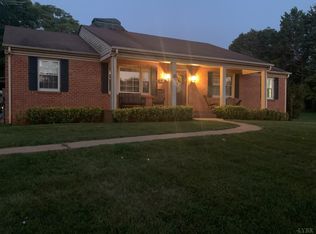 221 Camden Dr, Madison Heights, VA 24572