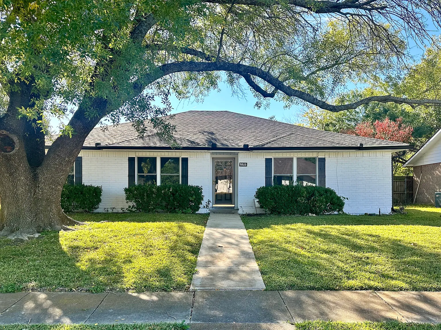 3 bed, 1647 sqft, $2,400 — Photo 1