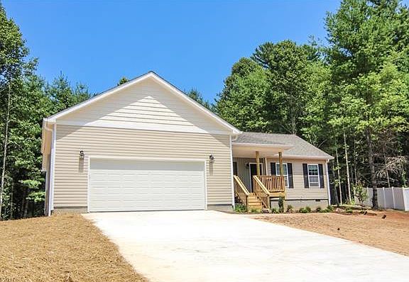 2nd image of 231 Northwoods Trl