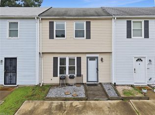 3204 Clover Rd E, Chesapeake, VA 23321