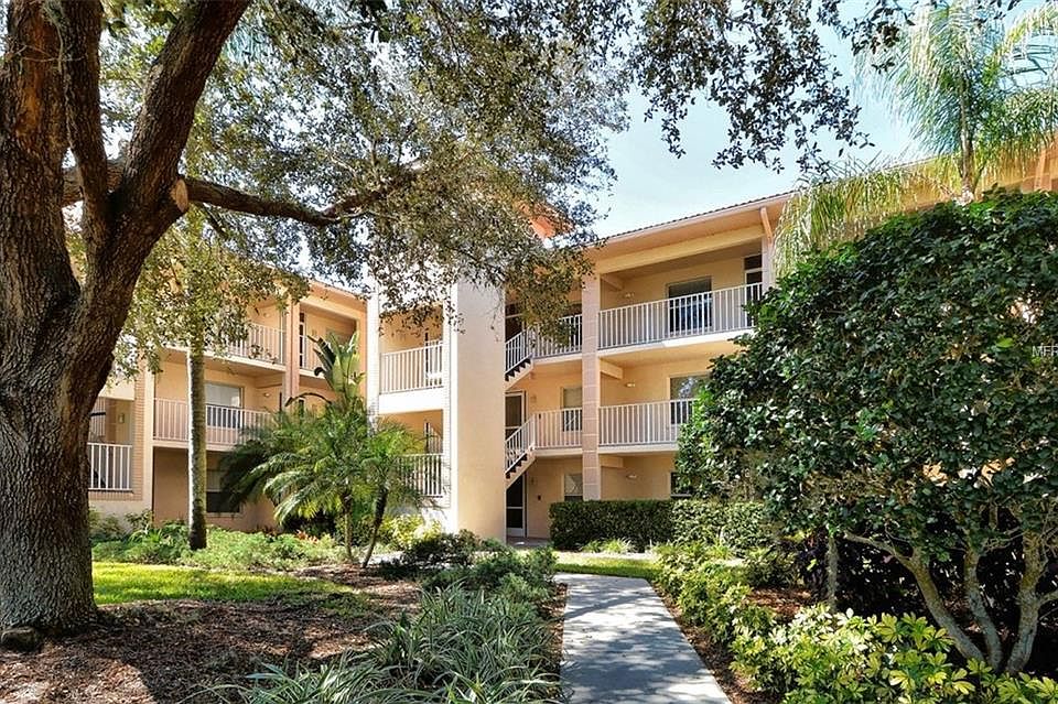 1st image of 9300 Clubside Cir Unit 1209