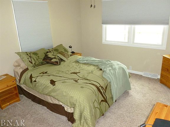 5th image of 103 Valerie Ln