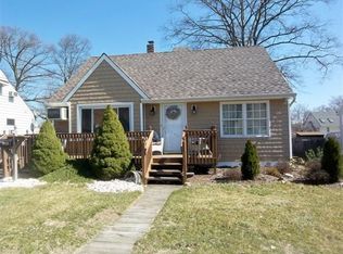 1133 Greslin Ter, Rahway, NJ 07065