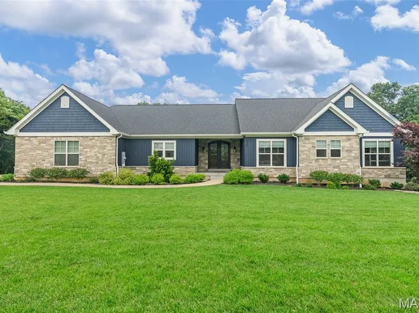 116 Brian Trl, Arnold, MO 63010