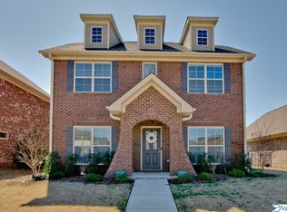 7030 Southgate Dr, Owens Cross Roads, AL 35763