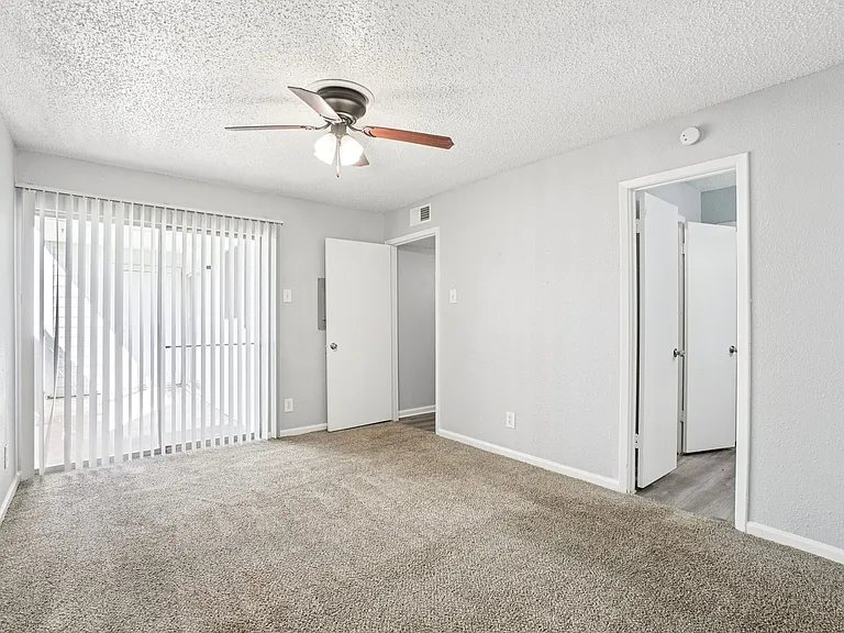 Don't Miss Out Biltmore Homes Leasing Fast — Photo 57