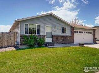 660 26th St SW, Loveland, CO 80537