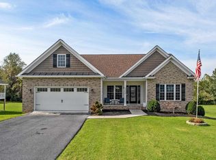 1803 Holly Ave, Grottoes, VA 24441