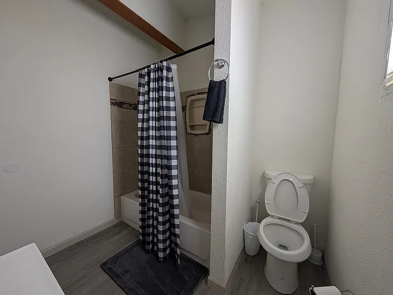 505 Marble Ave NW #B — Photo 14