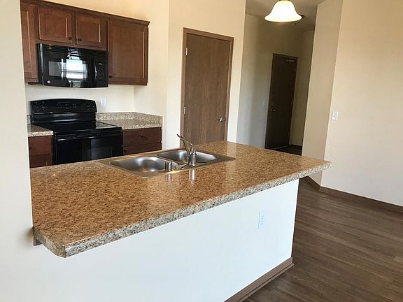 2nd image of 1028 Purple Iris Trl APT 112
