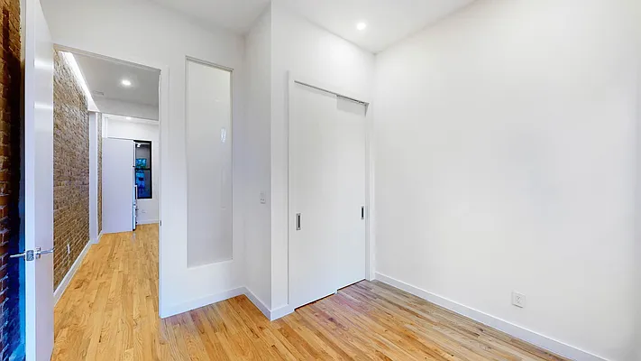 Rented by Brighton Management | media 3