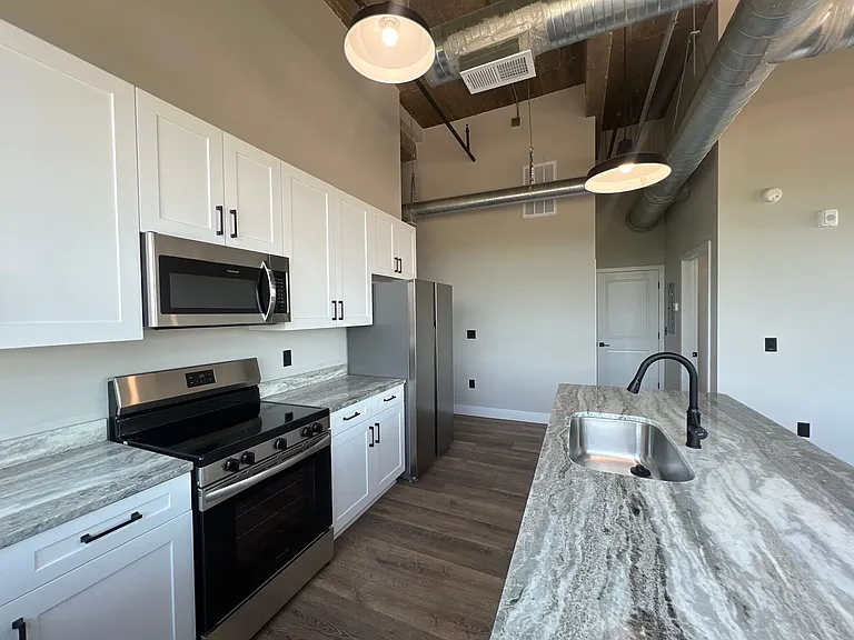 119 E Princess Anne Rd — Photo 104