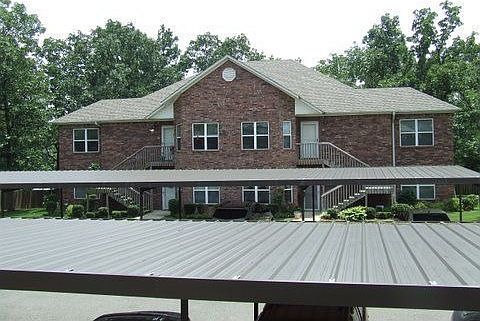2nd image of 208 Southridge Ln