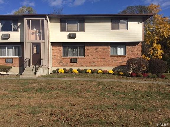 3rd image of 1108 Parr Meadow Dr