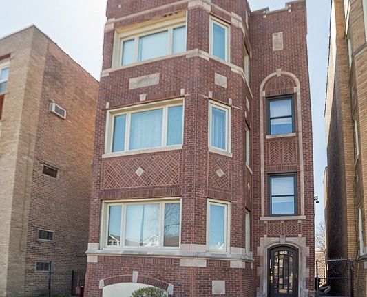 3rd image of 7714 S Jeffery Blvd #3
