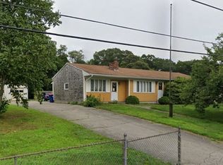 214 Sawdy Dr, Westport, MA 02790