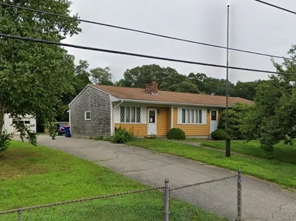 214 Sawdy Dr, Westport, MA 02790