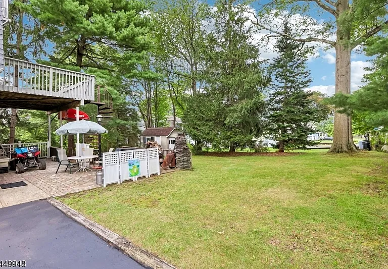 488 Cedar Ln — Photo 33