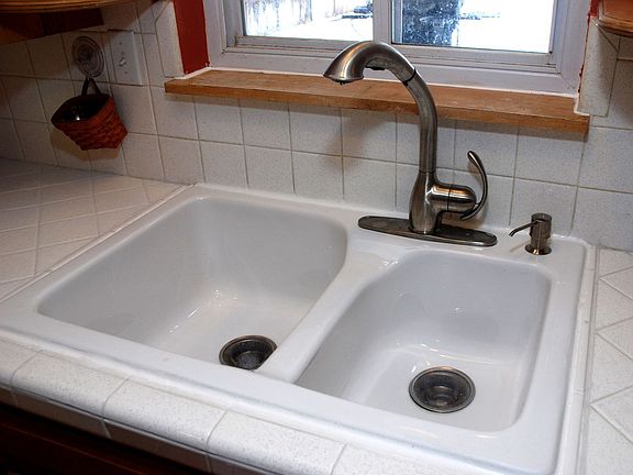 New Moen faucet and sink