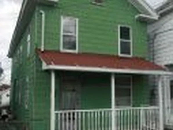 10 Hayes Ln, Wilkes Barre, PA 18702