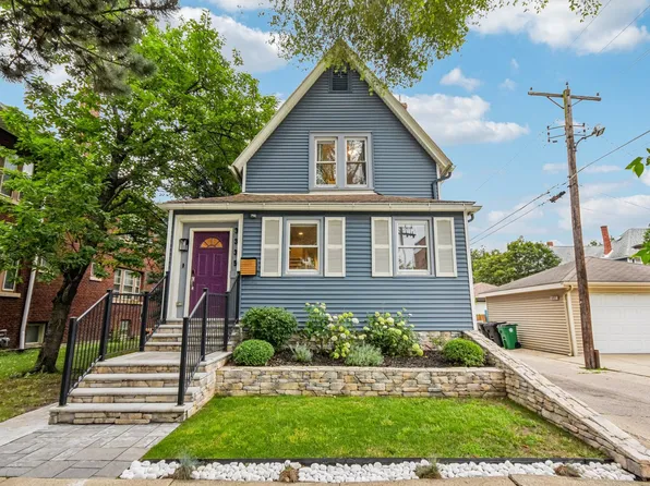 3335 Clinton Ave, Berwyn, IL 60402