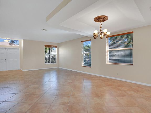 5th image of 4073 Bahia Isle Cir
