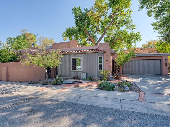 4th image of 3108 Calle Del Bosque NW