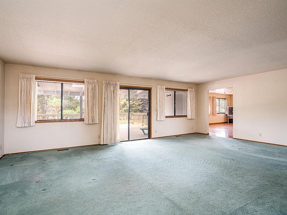 5th image of 2120 Gowan Way