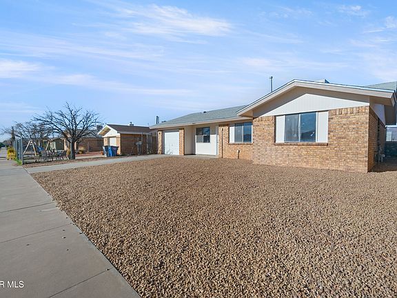 3rd image of 10821 Onyxstone St