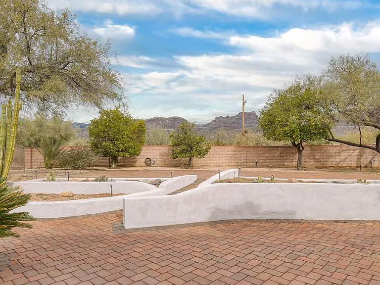 9431 E Walnut Tree Cir — Photo 35