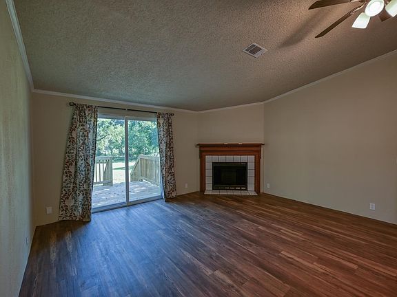 4th image of 612 Hamilton Creek Dr