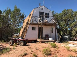 54411 N Calle Contenta Rd, Seligman, AZ 86337