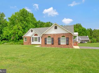 175 M F Bowen Rd, Huntingtown, MD 20639