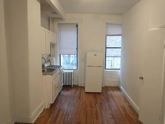 Rented by High Line NYC Realty Group | media 5