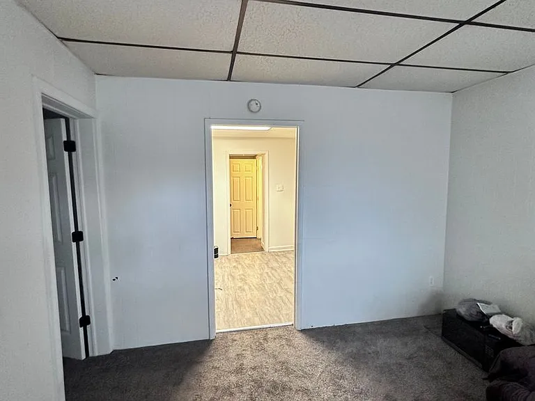 897 E Prospect St — Photo 13
