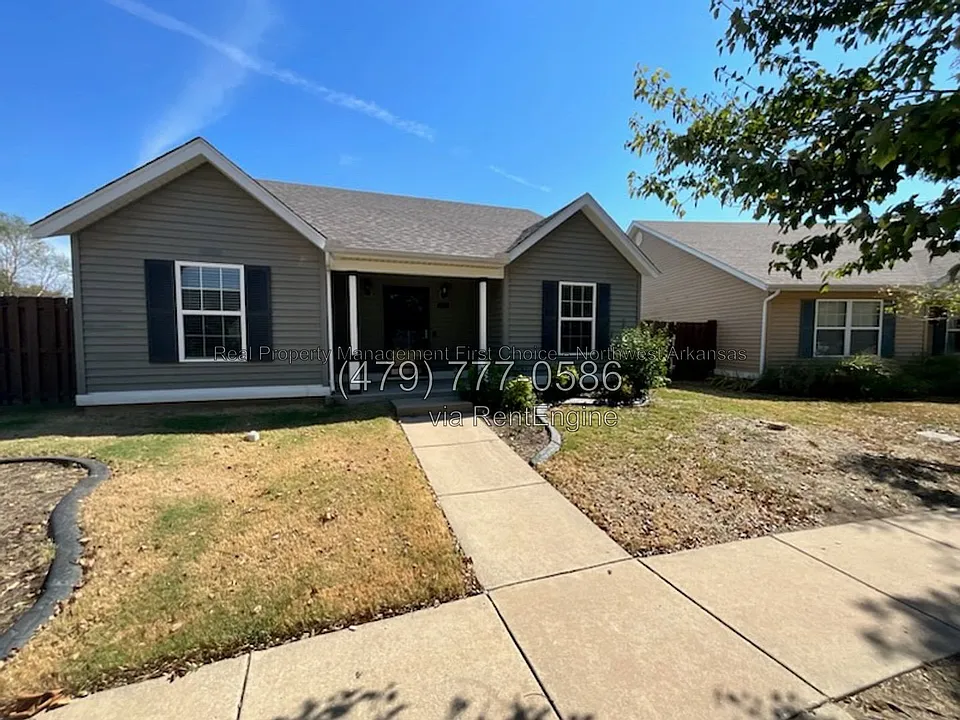 4394 Sweetgum Ln