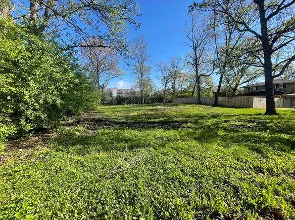 131 E Potter St, Wood Dale, IL 60191