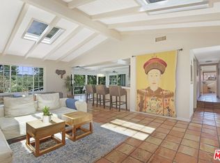 19815 Valley View Dr, Topanga, CA 90290