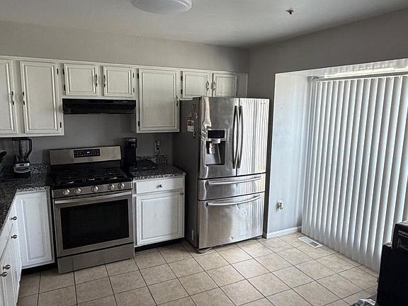 3rd image of 3530 Wood Creek Dr