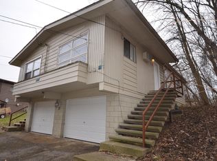 796 S Jenkins Blvd #B, Akron, OH